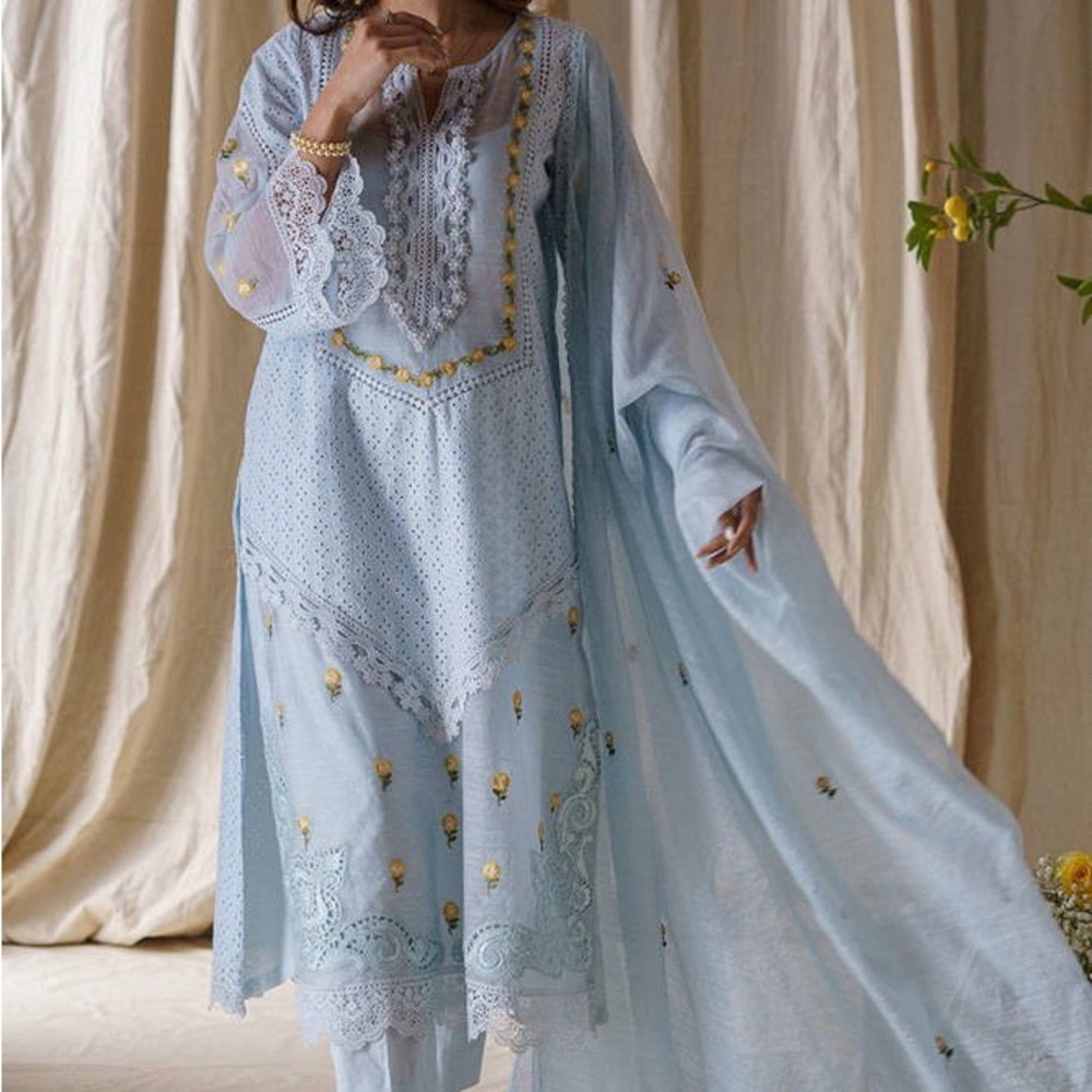 Farida hasan brand new pakistan outfit medium